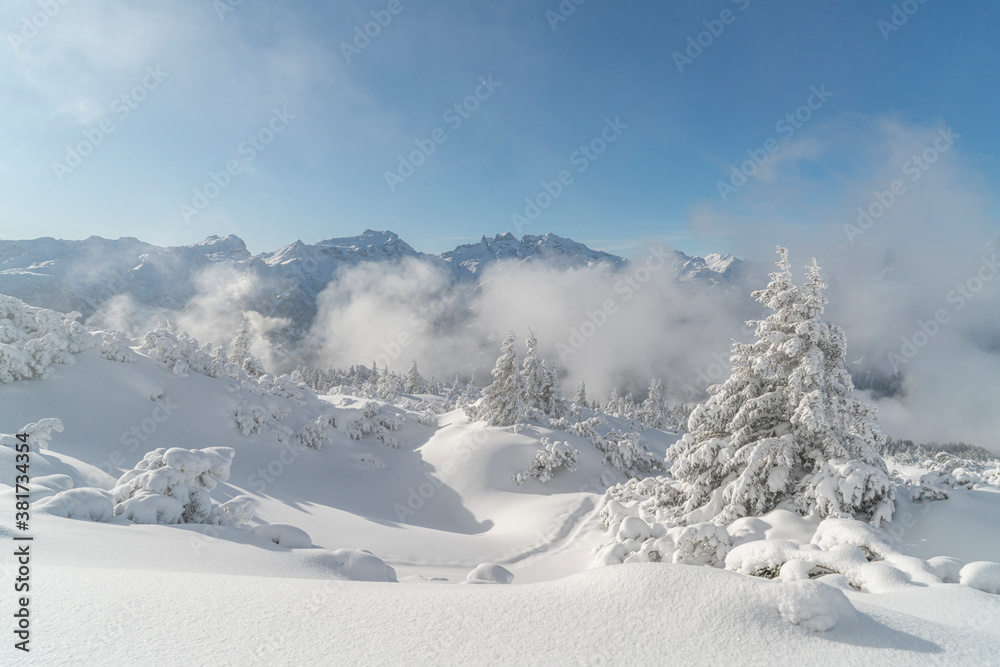Winterurlaub in den Bergen Winterurlaub in den Bergen