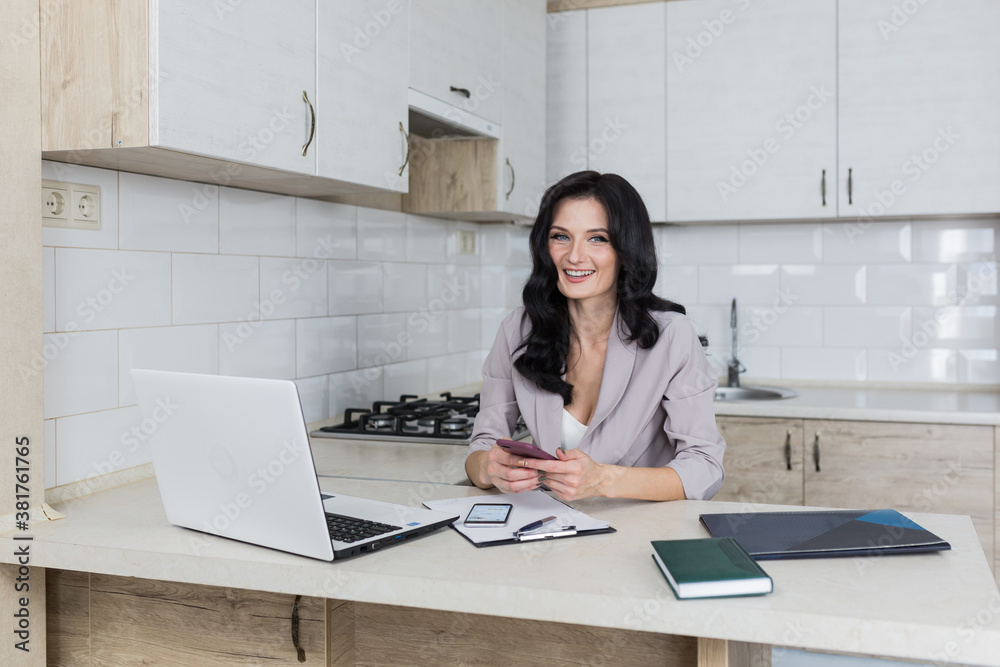 businesswoman work at home covid 19 stay at home work online