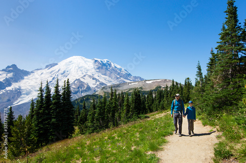 family in mount rainier national park