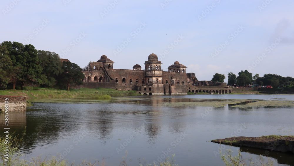 Fort Jahaj Mahal India