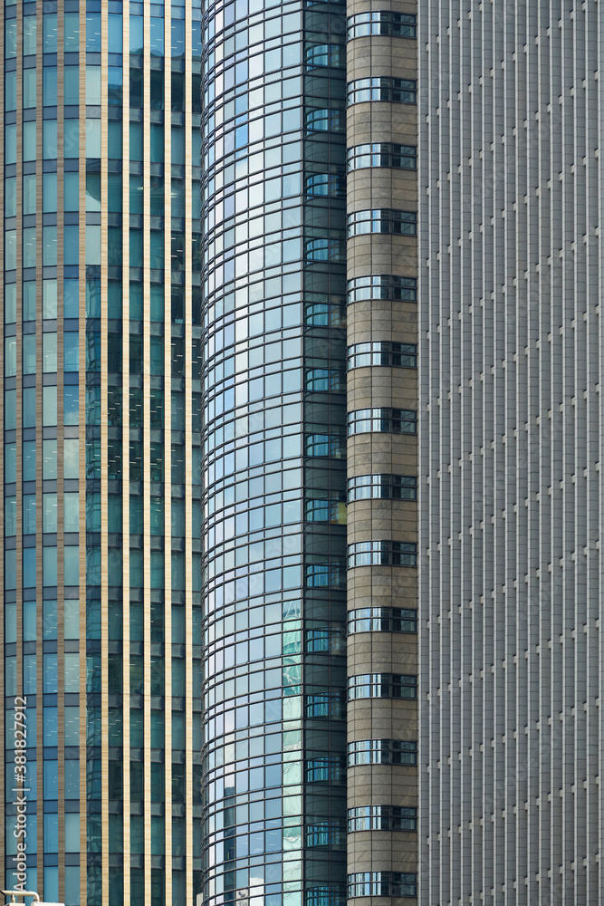 Fototapeta premium 大阪のビルの街並み