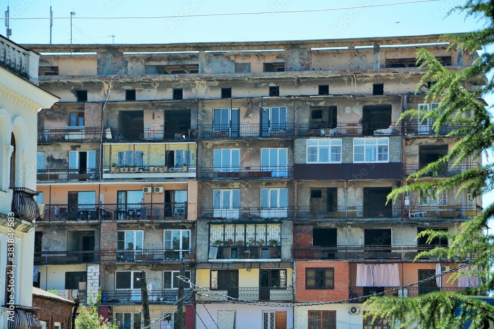 Fototapeta premium houses in the city