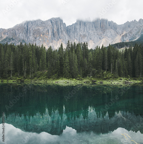 Lago di Carezza