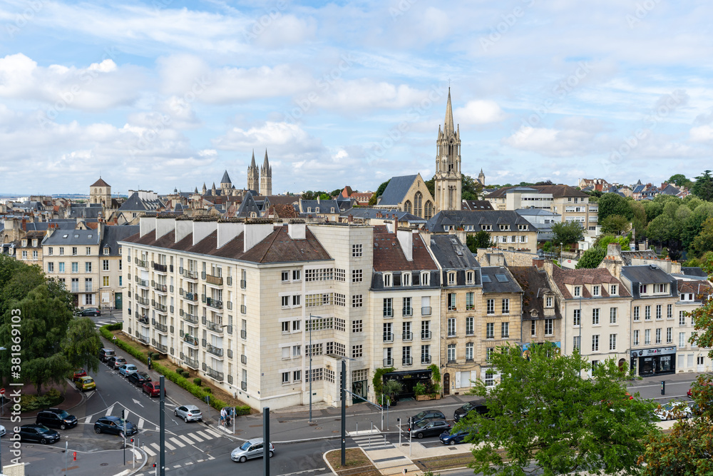 Blick über Caen die Hauptstadt des Département Calvados in der Normandie Frankreich