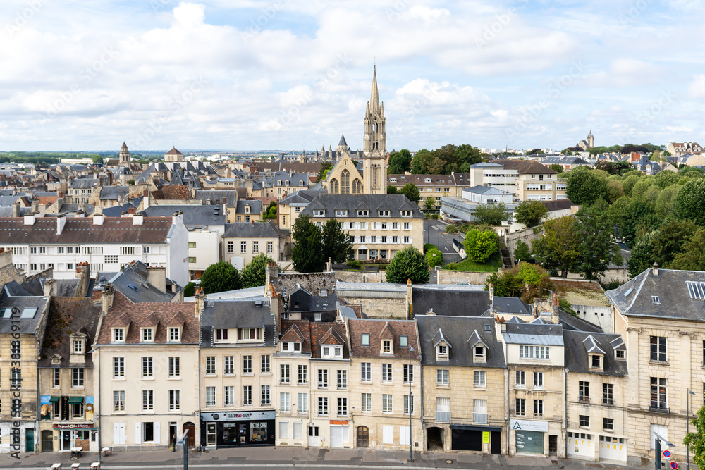 Blick über Caen die Hauptstadt des Département Calvados in der Normandie Frankreich