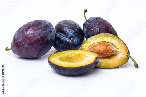 Fresh moyer purple plums