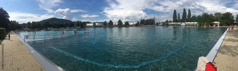 Naklejka premium view of the lake