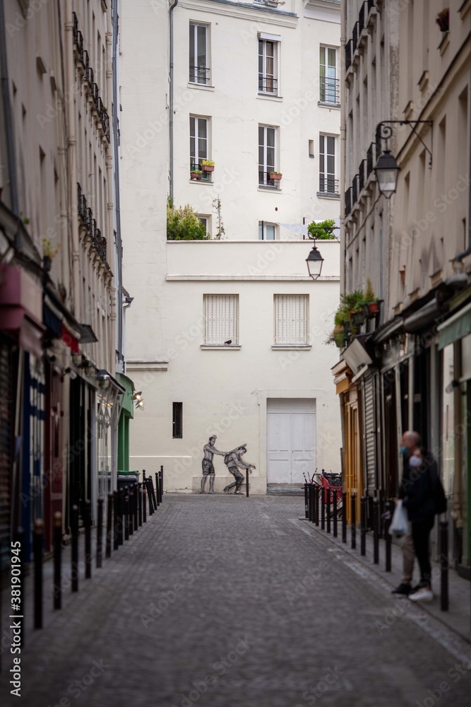 Fototapeta premium Paris. Elements of ancient architecture.