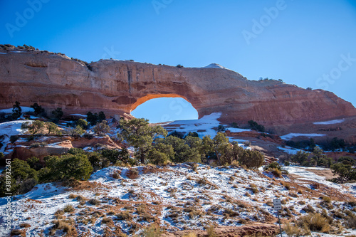 Wilson arch, north of Monument Valley on highway Utah 163