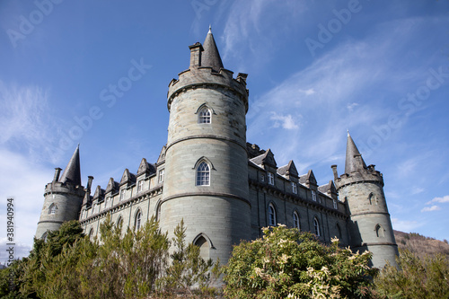 Fotografija The formidable towers of a Scottish castle.