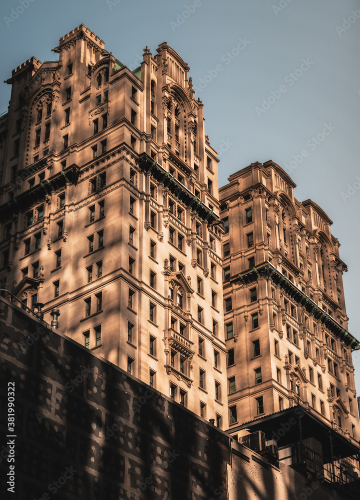 Fototapeta building in the sunset old architecture New York