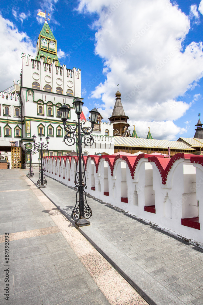 Naklejka premium Izmailovsky Kremlin in Moscow
