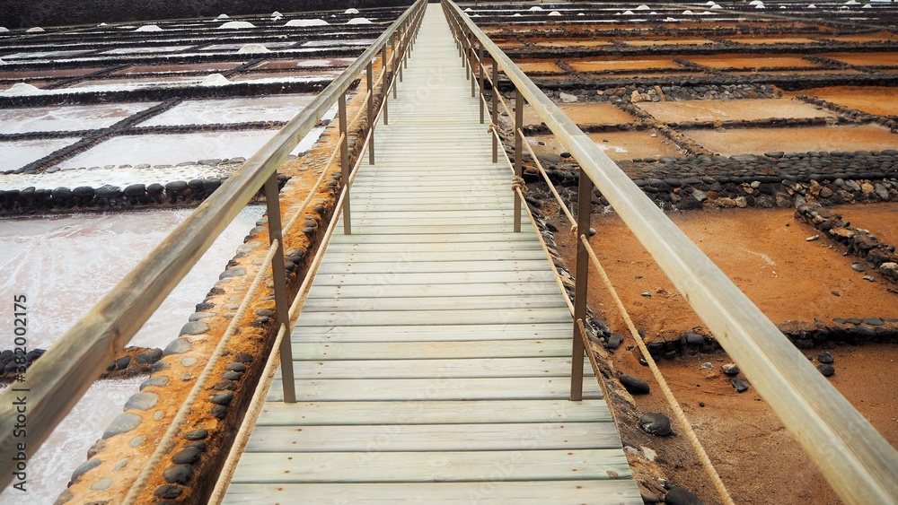 Fototapeta premium wooden bridge on the saltworks