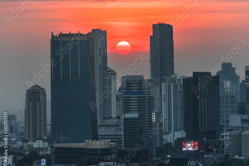 Obraz na płótnie Cityscape of Bangkok, Thailand at Colorful Sunset w salonie