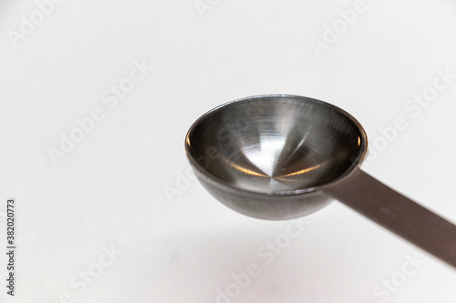 金属製の計量スプーン photo