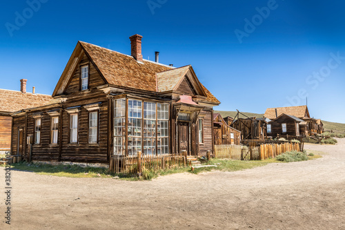 Houses in a Ghost Town