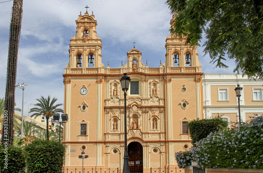 Catedral de la Merced (Cathedral of Huelva), image of the main facade