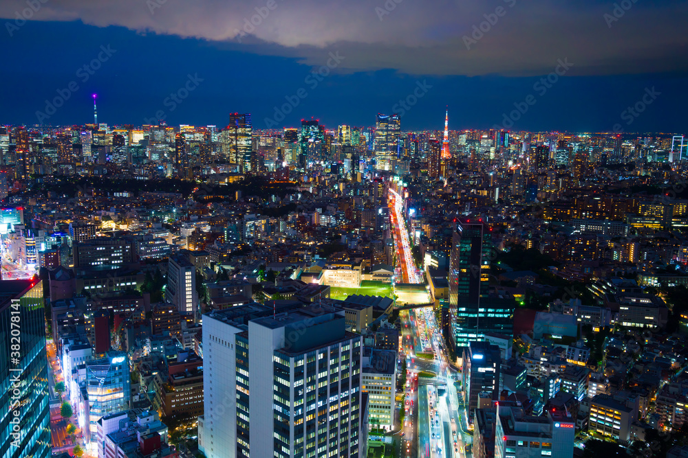 Obraz premium 東京夜景 2020年9月 渋谷からワイドで望む大都会