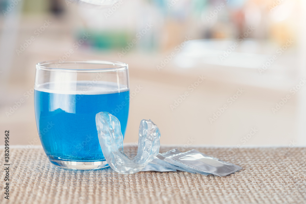 Disinfection kit for denture and dental bite. How to sanitize