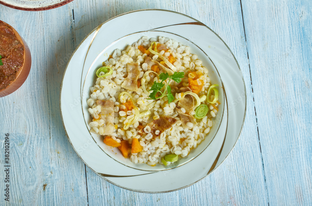 Pearl barley, bacon & leek casserole Pearl barley, bacon & leek casserole