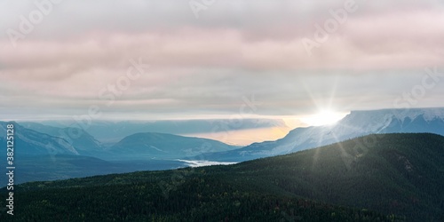 Sunset at Athabasca Lookout Viewpoint in Yellowhead County, AB, Canada © Jonathan Dakin