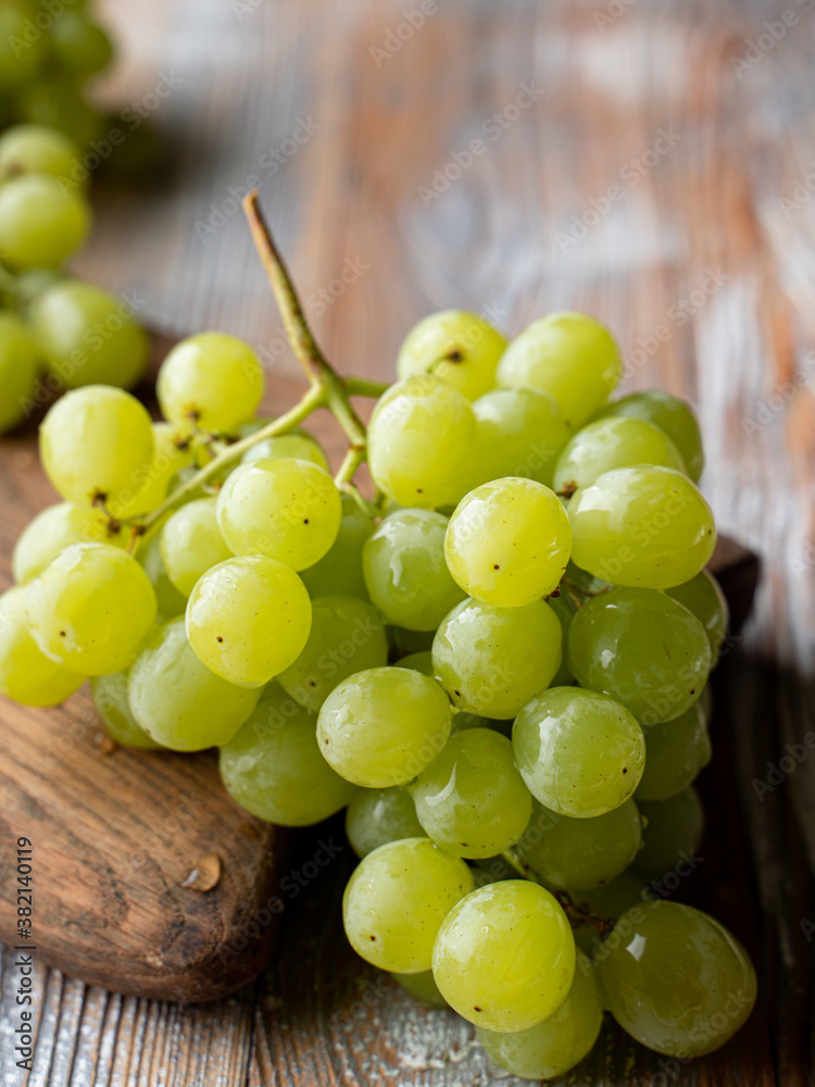 Green Seedless Grapes - Groceries By Israel