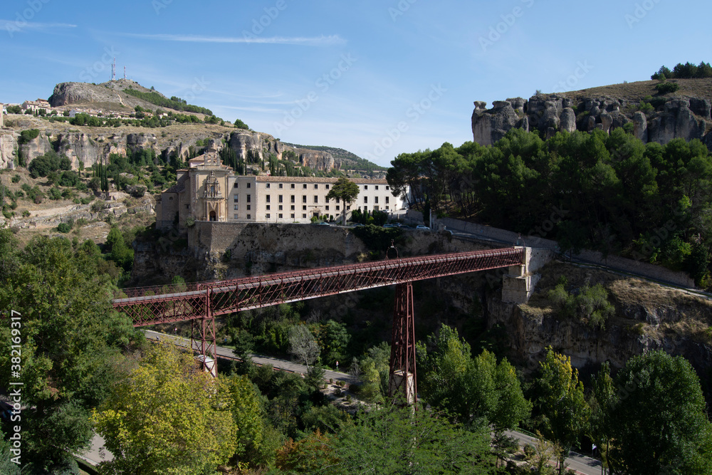 Puente de San Pedro en Cuenca, Castilla la Mancha
