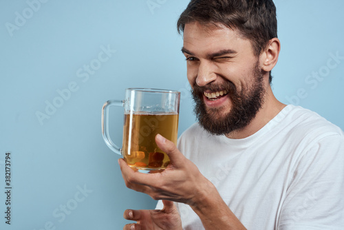 Drunk man beer mug fun white t-shirt lifestyle blue background