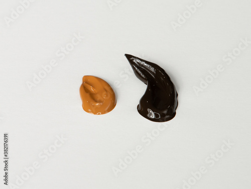 Butterscotch and Black Acrylic Paint Dollops