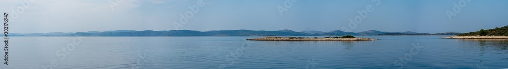 Kroatien Meer mit Insel Panorama