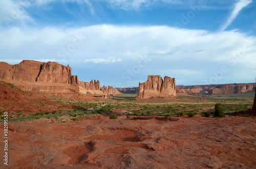Three Gossips and the Organ in the sun at Arches national Park