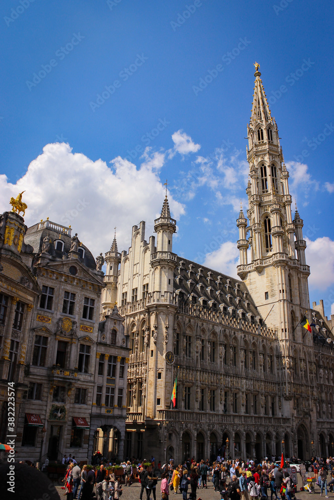 Brussels, Belgium - May 11, 2018: View Of The Ancient Gothic Grand Place (Also Used Name Grand Square Or Grote Markt) Filled With Tourists On A Sunny Spring Day.
