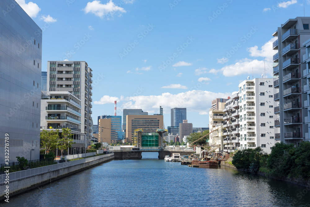 東京　月島川の風景
