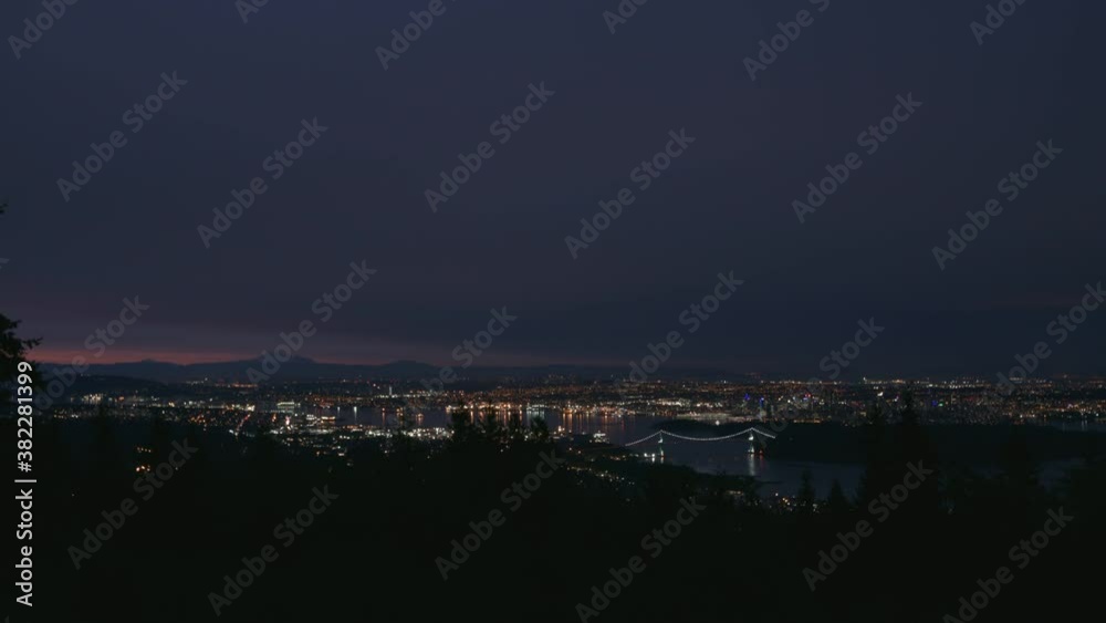 バンクーバー夜景風景から朝焼けの風景変わる様子 タイムラプス ブリティッシュコロンビア カナダ
バンクーバー夜景風景から朝焼けの風景変わる様子 タイムラプス ブリティッシュコロンビア カナダ