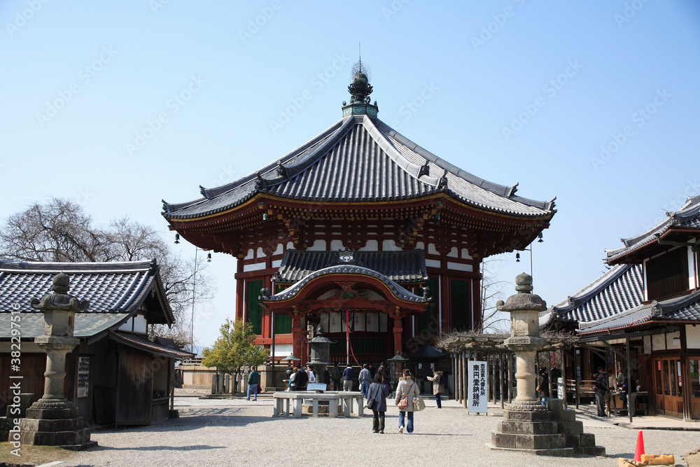 Naklejka premium 興福寺南円堂