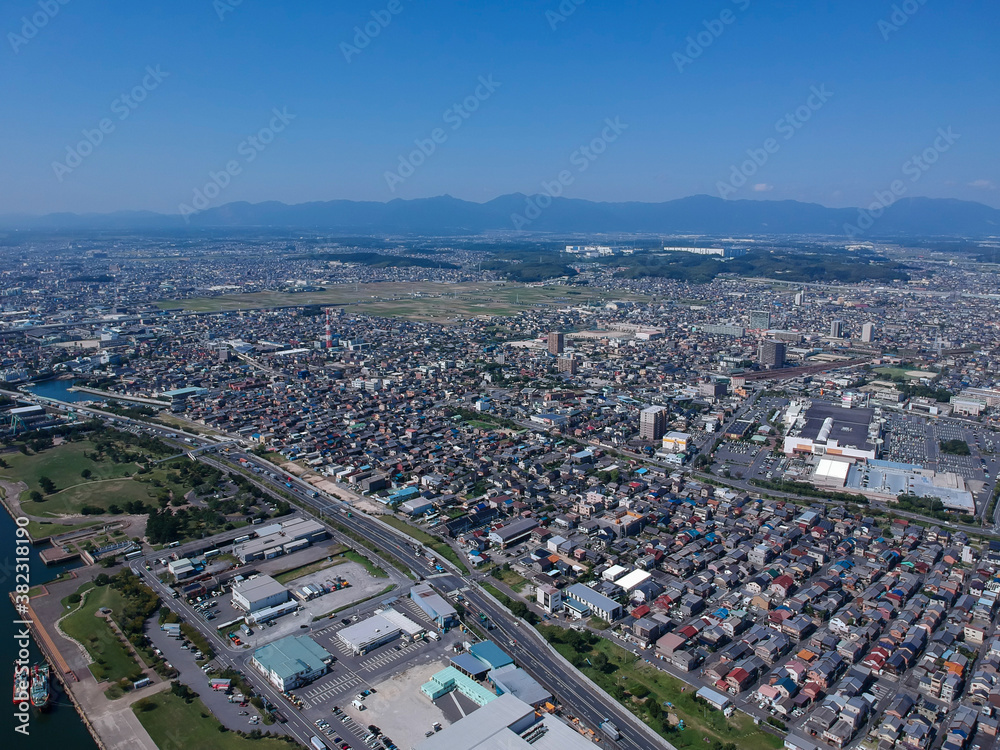 航空撮影した四日市の街風景
