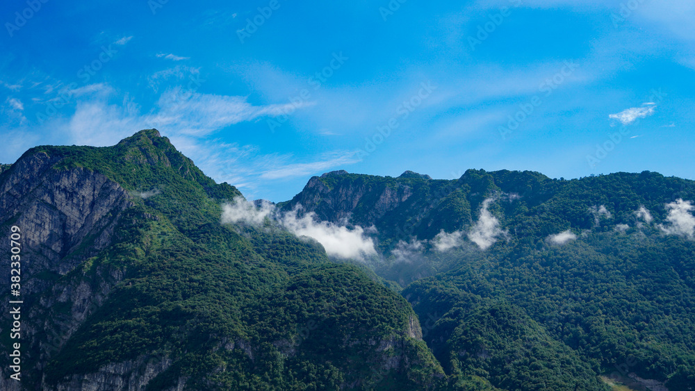 Fototapeta premium Mountains in Italy como