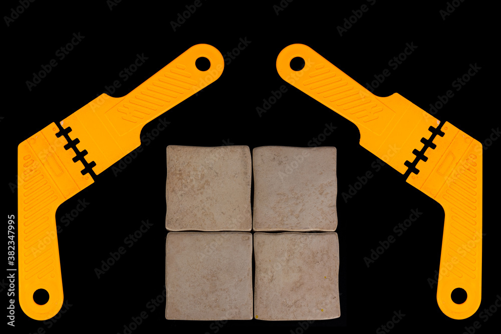 Tools for spreading brick glue