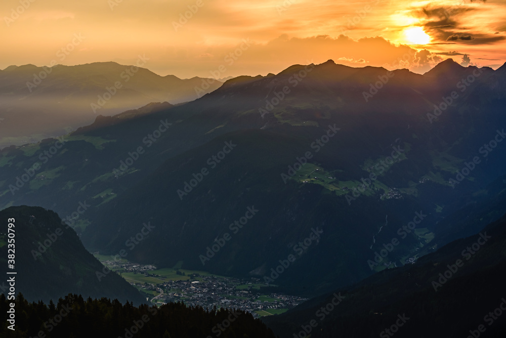 A beutiful sunrise over the Zillertal valley. 