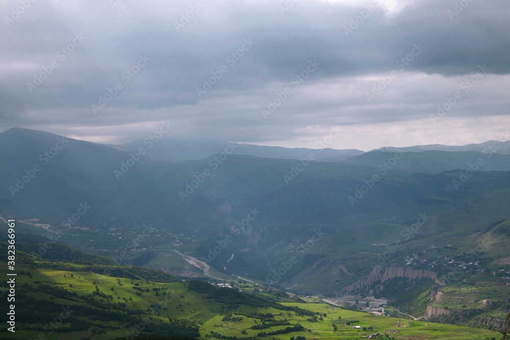 Fototapeta premium view of the mountains