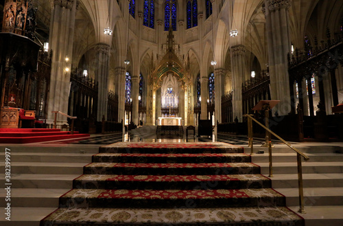 St. Patrick`s Kirche in New York. New City, New York, USA photo