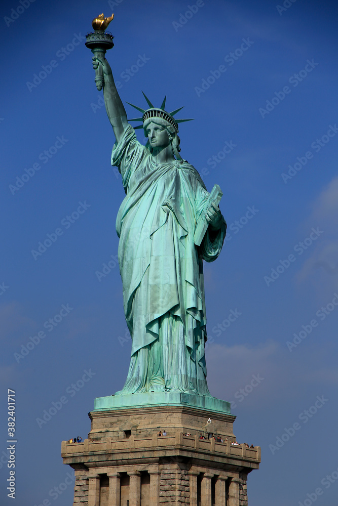 Fototapeta premium Die Freiheitsstatue auf Liberty Island. New York, Liberty Island, Statue of Liberty, New York, USA