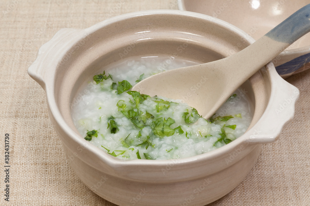 春の七草粥