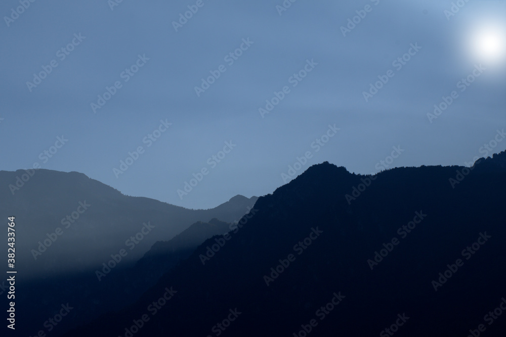 mountains in the fog,landscape, sky, nature, silhouette, dusk, evening, dawn, beautiful,view,horizon