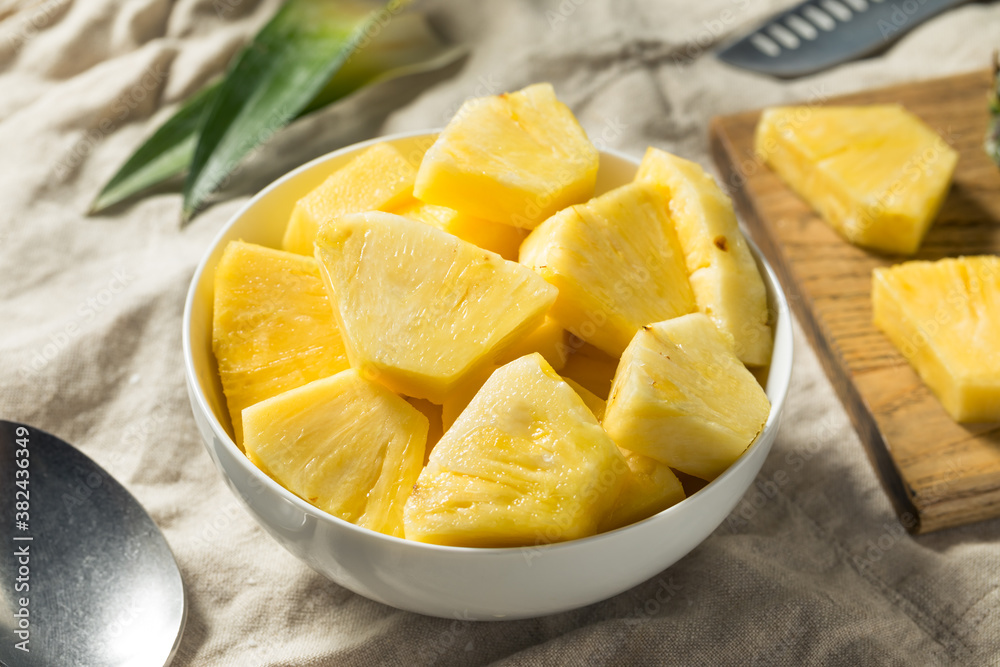 Healthy Organic Pineapple Slices Healthy Organic Pineapple Slices