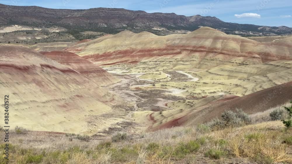 Painted Hills Overlook at the John Day Fossil Beds National Monument in Oregon Painted Hills Overlook at the John Day Fossil Beds National Monument in Oregon