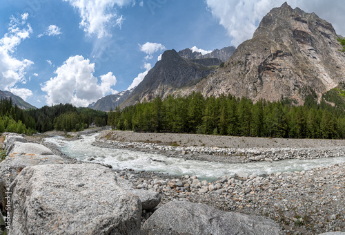 Dora Val Veny - Courmayeur - Valle d'Aosta - Italy