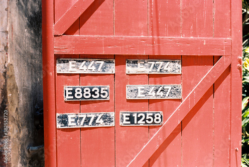 Wallpaper Mural Number plates Torontodigital.ca