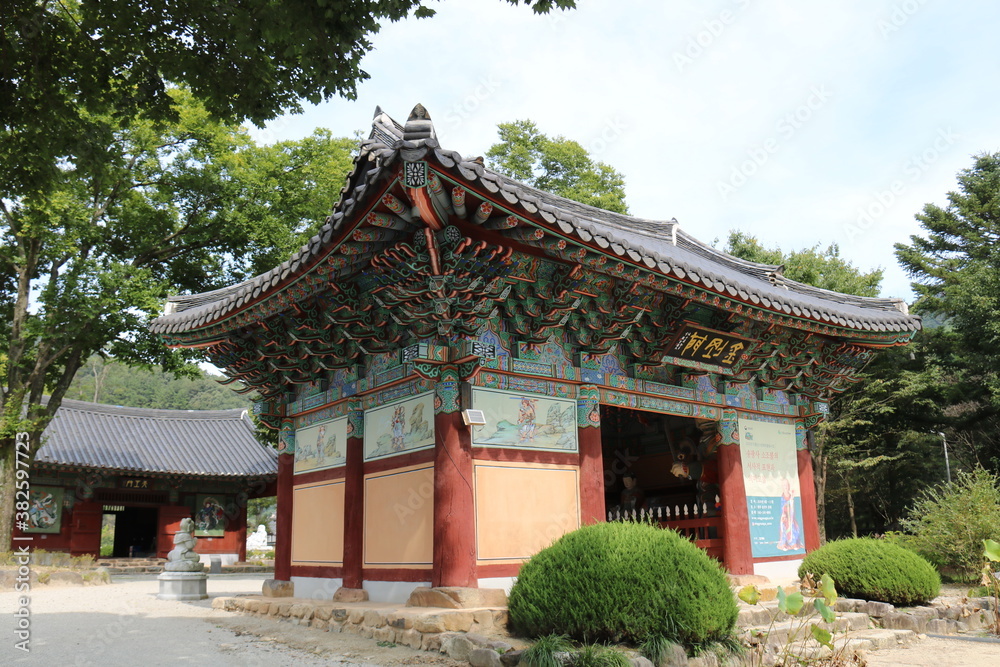 pavilion pavilion