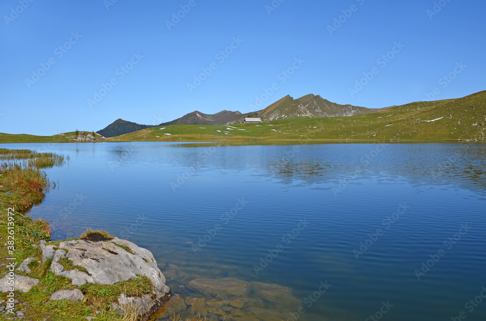 Oberer Seefeldersee auf dem Sachsler Seefeld (Aelggialp), Gemeinde Sachseln, Kanton Obwalden